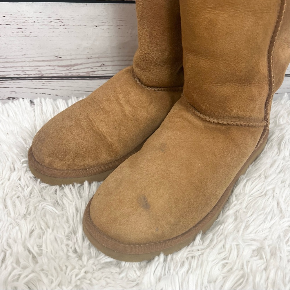 UGG Classic Tall Chestnut Shearling Boots Size 9 - Picture 15 of 16